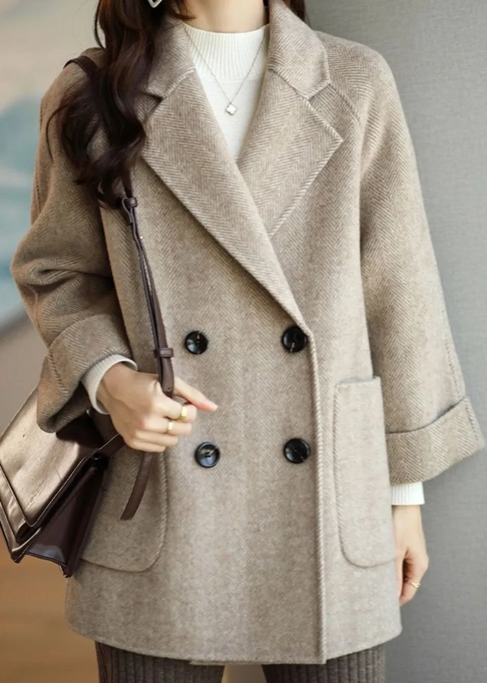 Amara Époque Trench Coat - Image 9