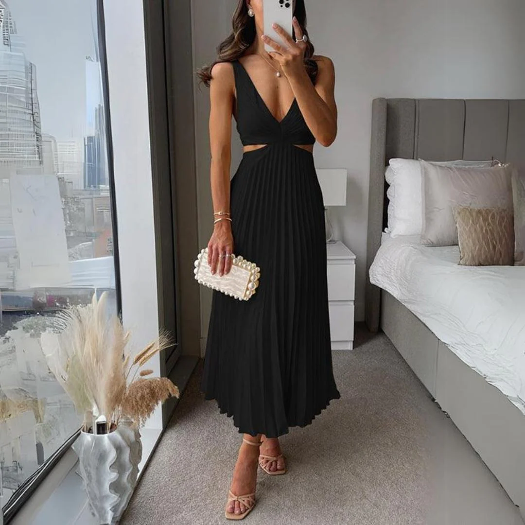 Adele | Pleated V-neck dress - Image 6
