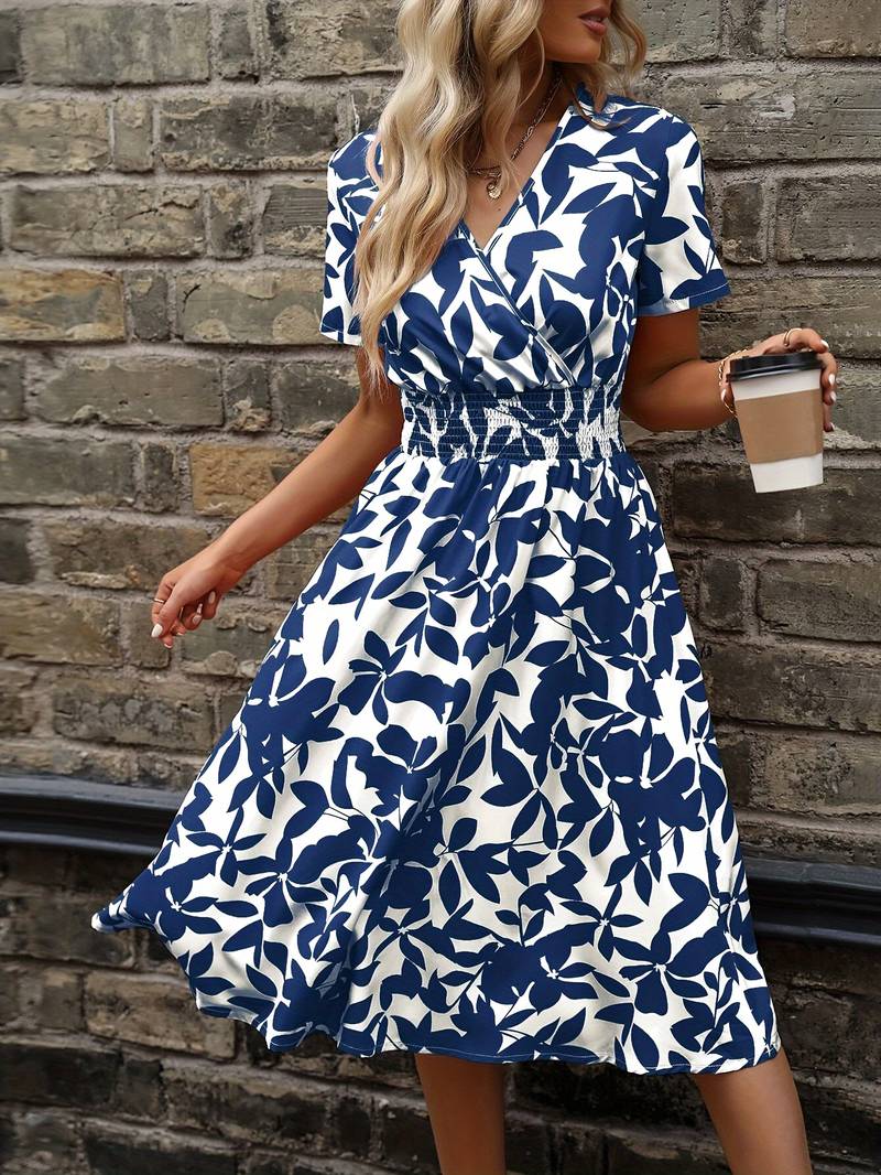 Amelia short sleeve floral wrap dress - Image 3