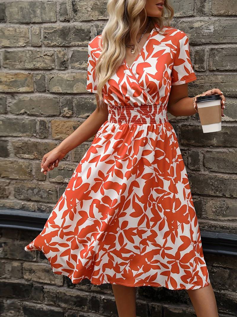 Amelia short sleeve floral wrap dress - Image 4