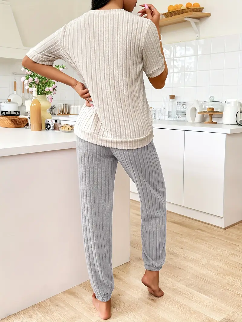 Amore Ribbed Loungewear Set - Image 6