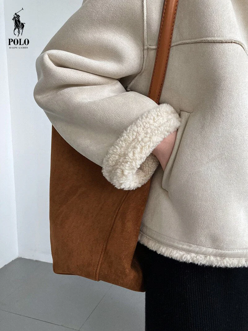 Comfortable Elegance || The Shearling-Trim Jacket - Image 6