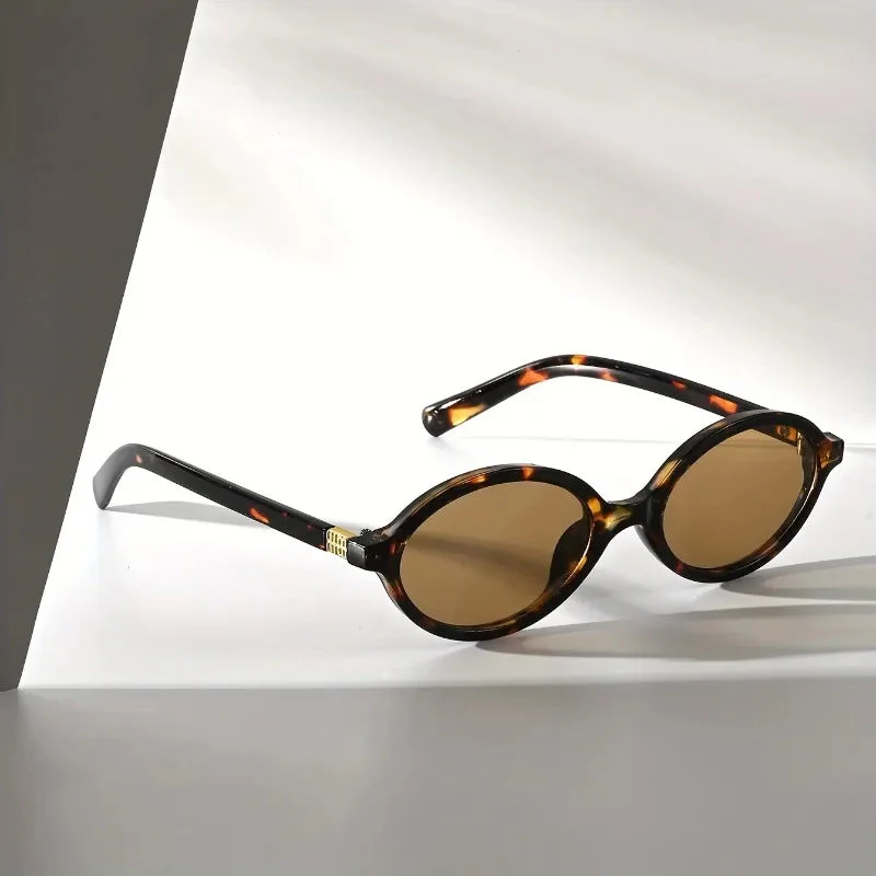 Demi Retro Oval Sunglasses