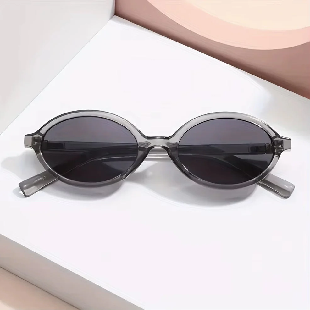 Demi Retro Oval Sunglasses - Image 3
