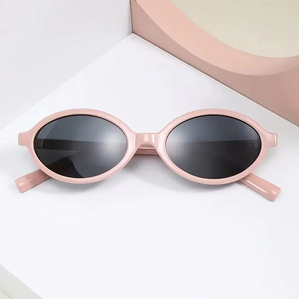 Demi Retro Oval Sunglasses - Image 4
