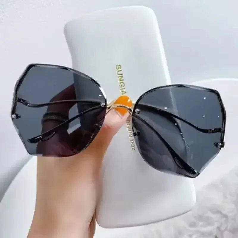 Eden Rimless Sunglasses - Image 5