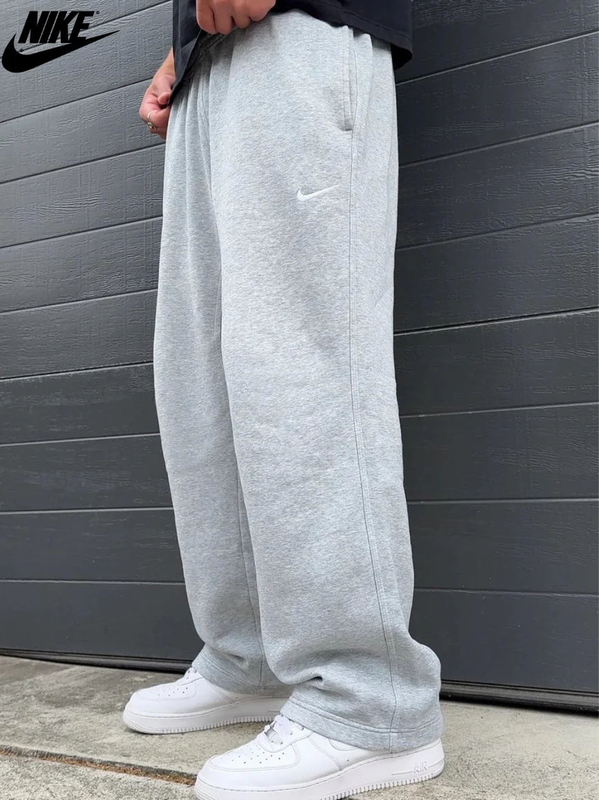 Essential Relaxed-Fit Fleece Sweatpants || Clearance Sale