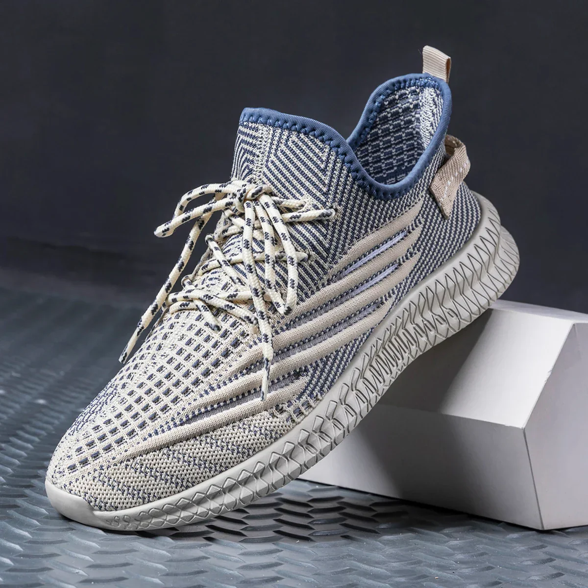 Luca Slip-On Sneakers – Men’s Breathable Casual Walking Shoes