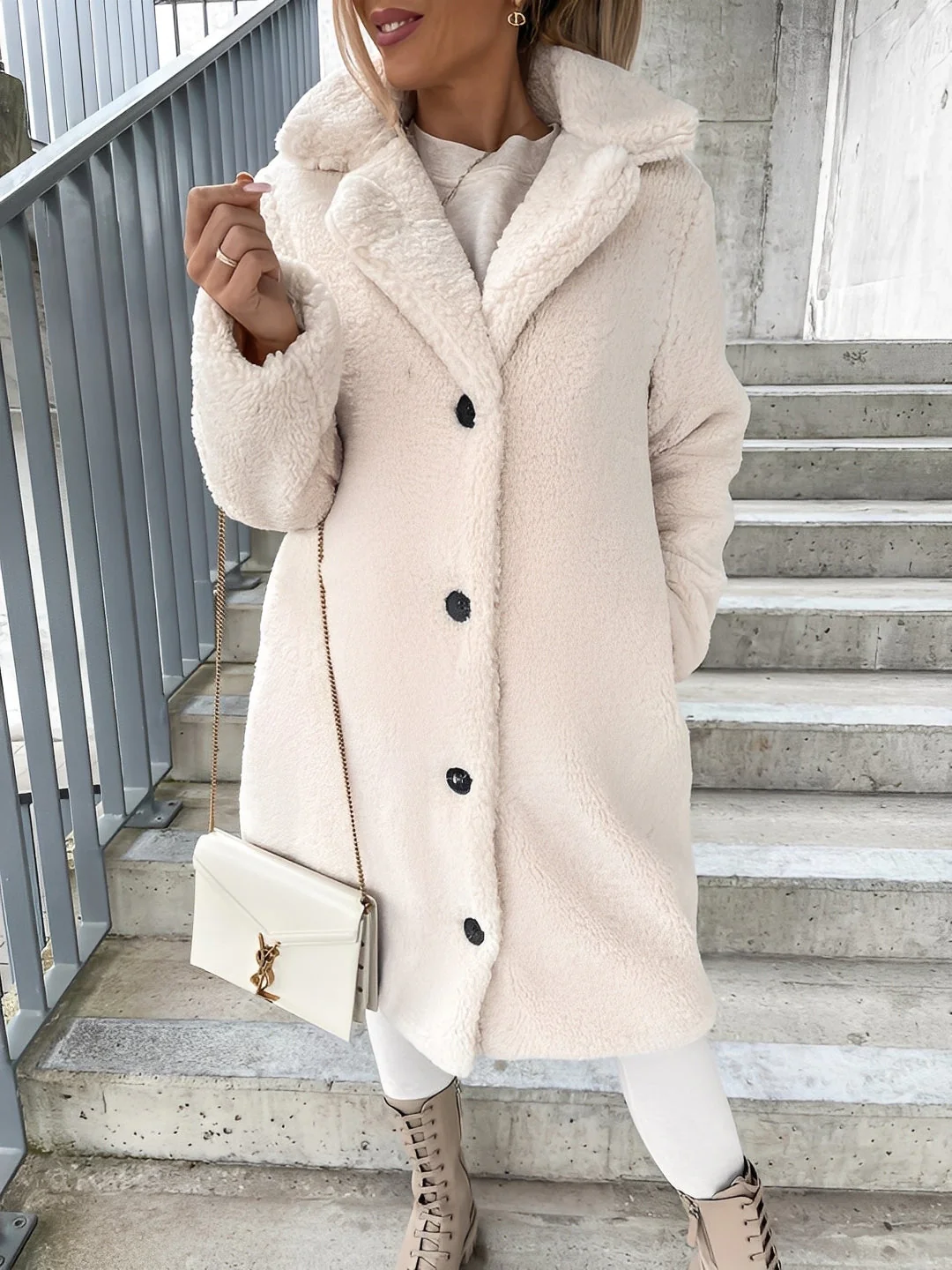 Mia – Women’s Stylish and Warm Fleece Jacket
