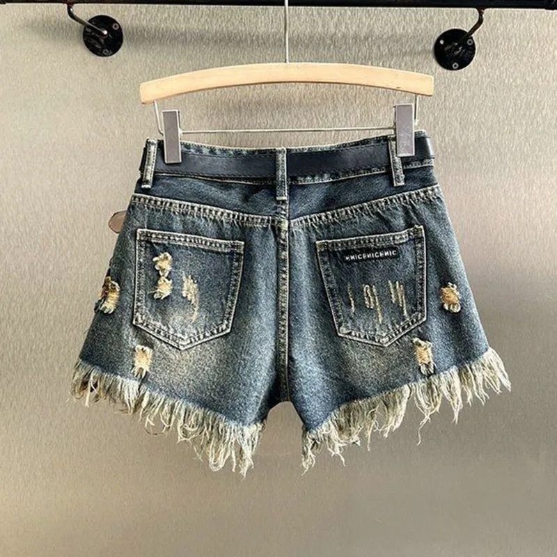 Roselane Bloom‑Edge Denim Shorts - Image 2