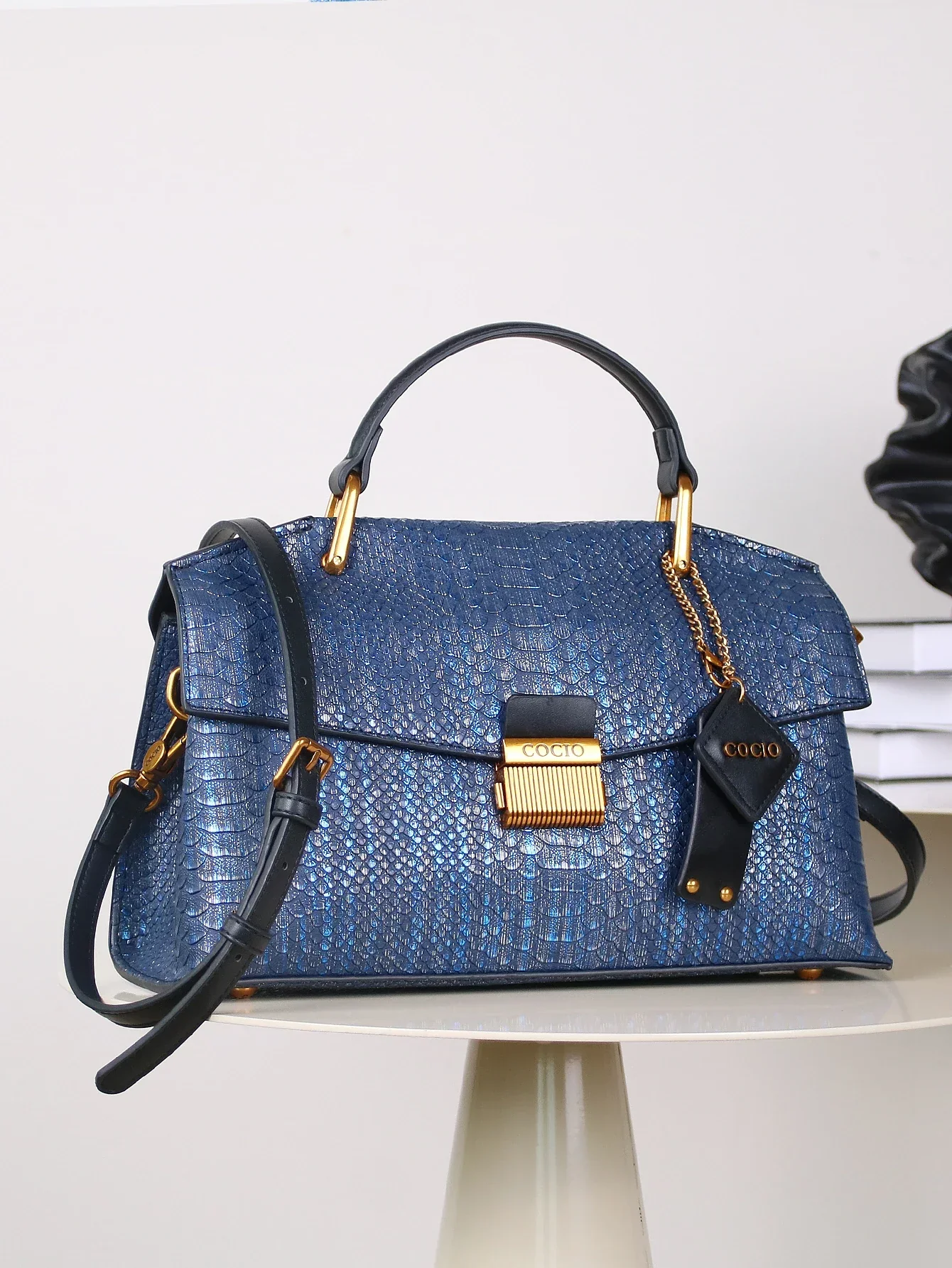 Seraph Snake Bag - Image 4