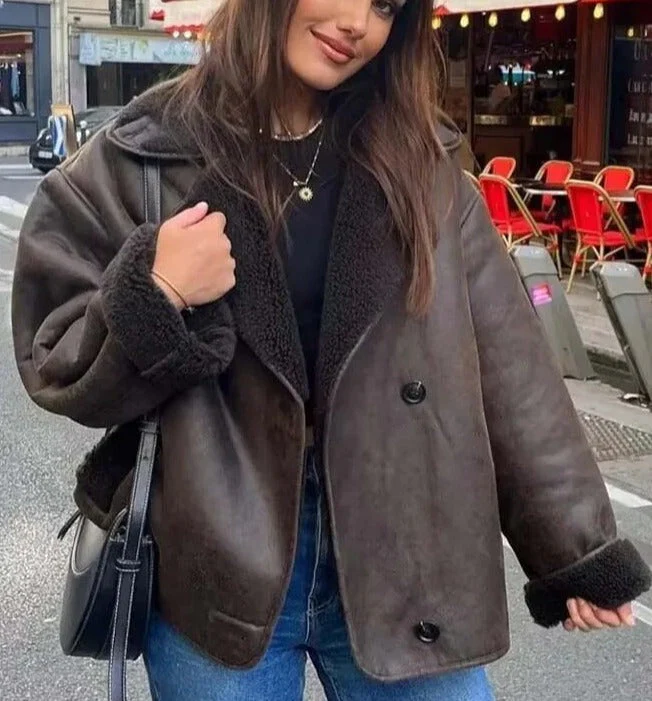 Sophie – Women’s Short Shearling Wool Jacket - Image 4