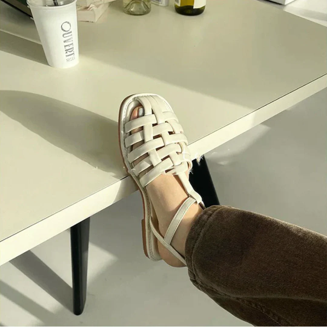 Vera Cosima Sandal - Image 2